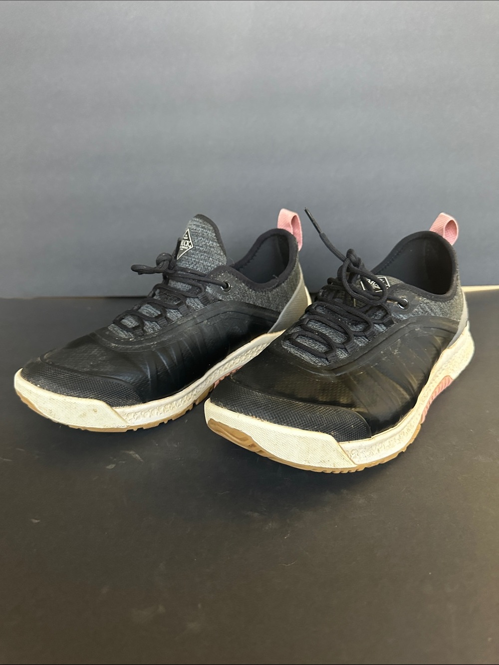 Muck Boot sneakers women’s size 8